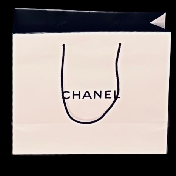 Chanel Gift Bag - Picture 1 of 2